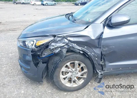 2021 Hyundai Tucson Value z USA, uszkodzony, nr VIN KM8J3CA46MU373777